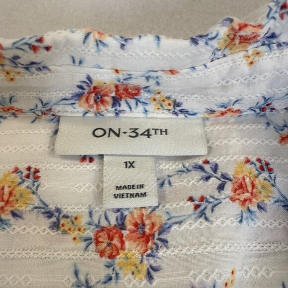 On 34th Woman's Size 1X Top Shirt Long Sleeve Floral Button Up Cottagecore - Picture 4 of 10